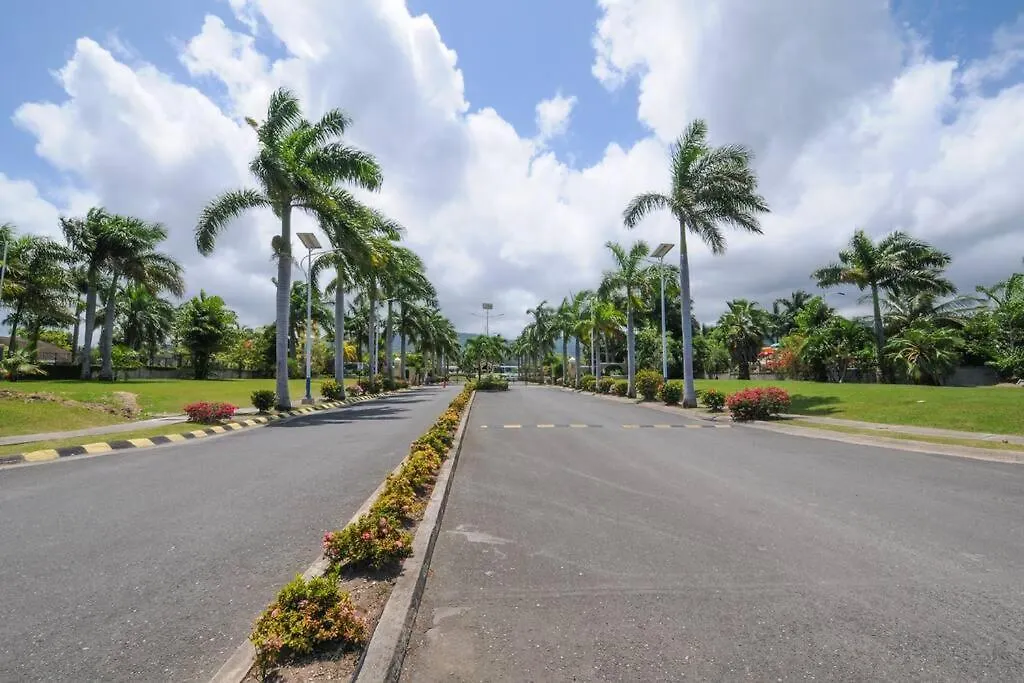 Holiday home Crown Royal Villas Richmond